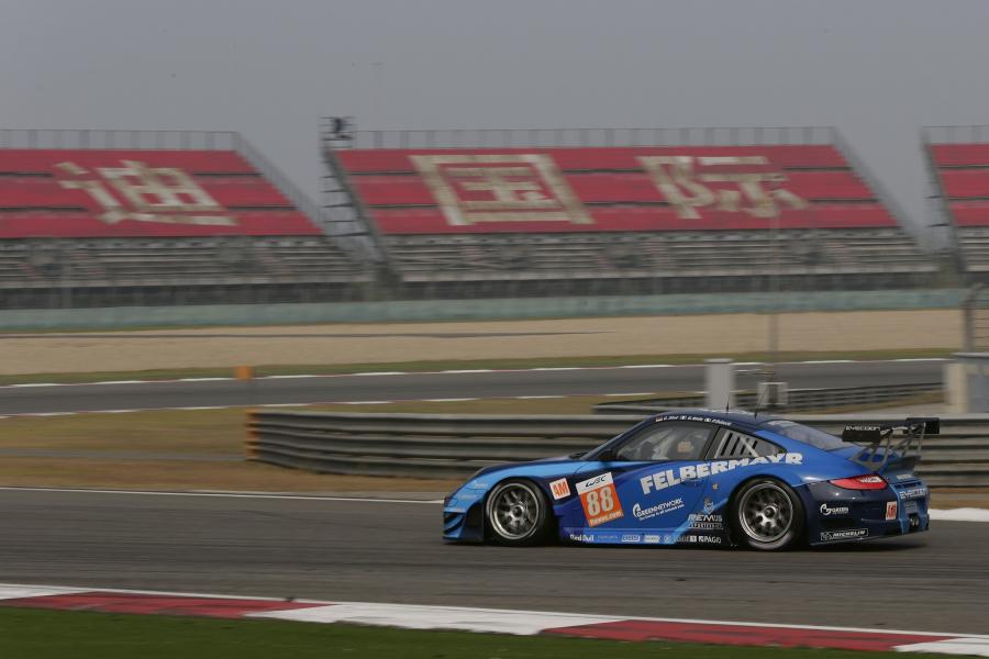  Porsche 911 GT3 RSR 2012 года  (фото 325 из 429)